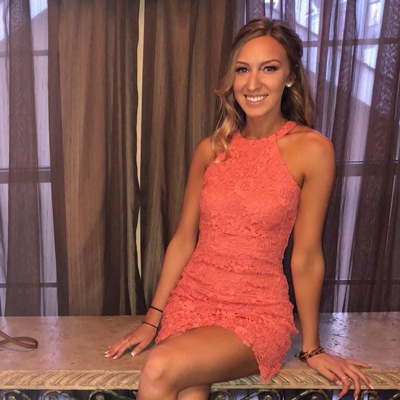 Meet your Posher, Kait - Picture 1 of 1